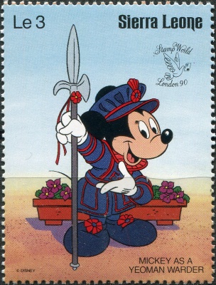 Сьерра-Леоне. 1990. Микки в роли надзирателя-йомена (Почтовая марка. MNH OG)