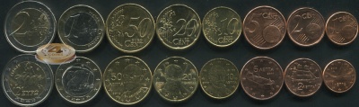 Греция. Набор евро (8 монет. 2 биметалла) 2002-11