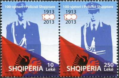 Албания. 2013. Столетие албанской полиции (Сцепка. MNH OG)